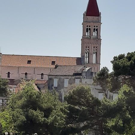 Apartman Petrovic City Center Trogir Extérieur photo