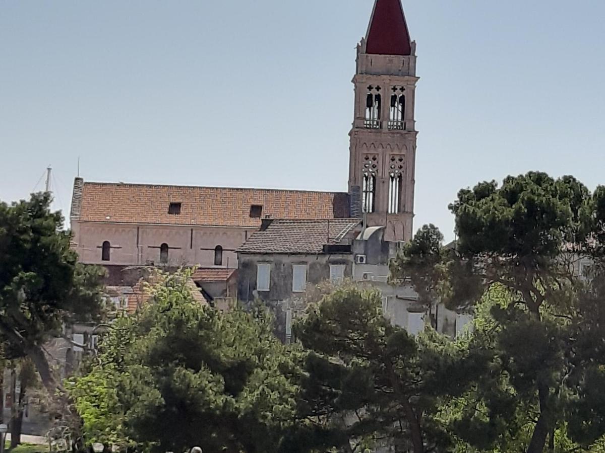 Apartman Petrovic City Center Trogir Extérieur photo