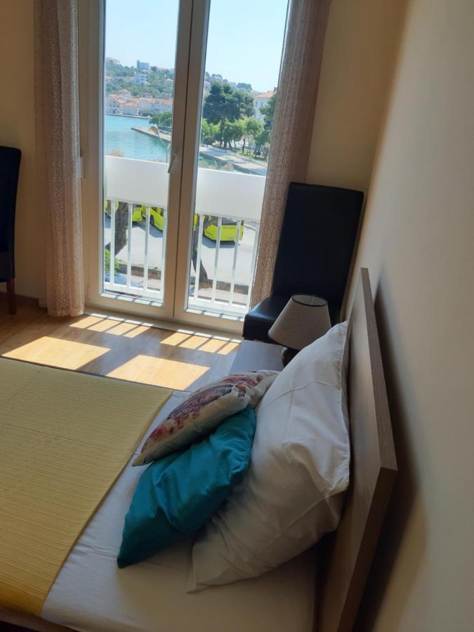 Apartman Petrovic City Center Trogir Extérieur photo