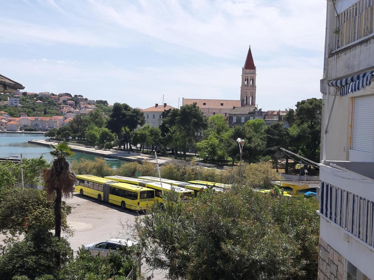 Apartman Petrovic City Center Trogir Extérieur photo