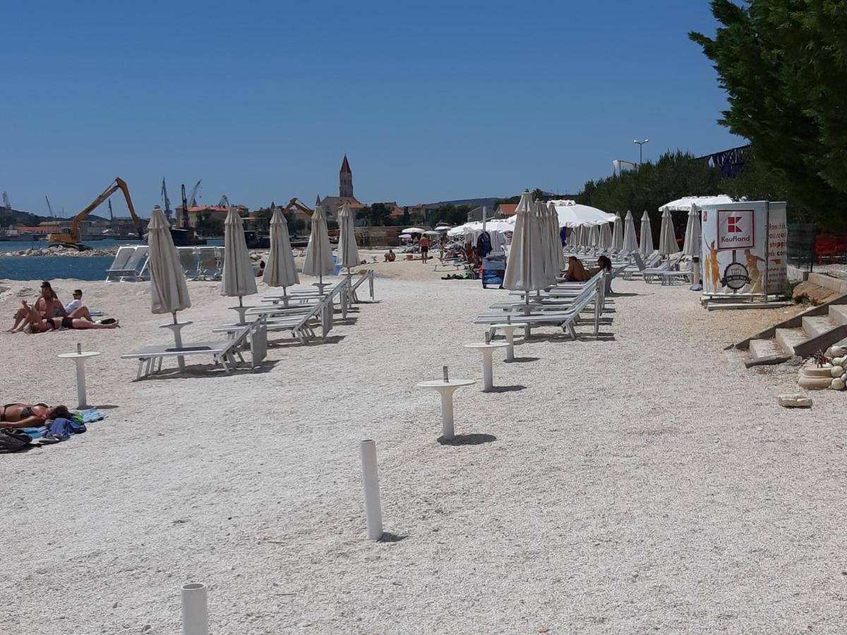 Apartman Petrovic City Center Trogir Extérieur photo