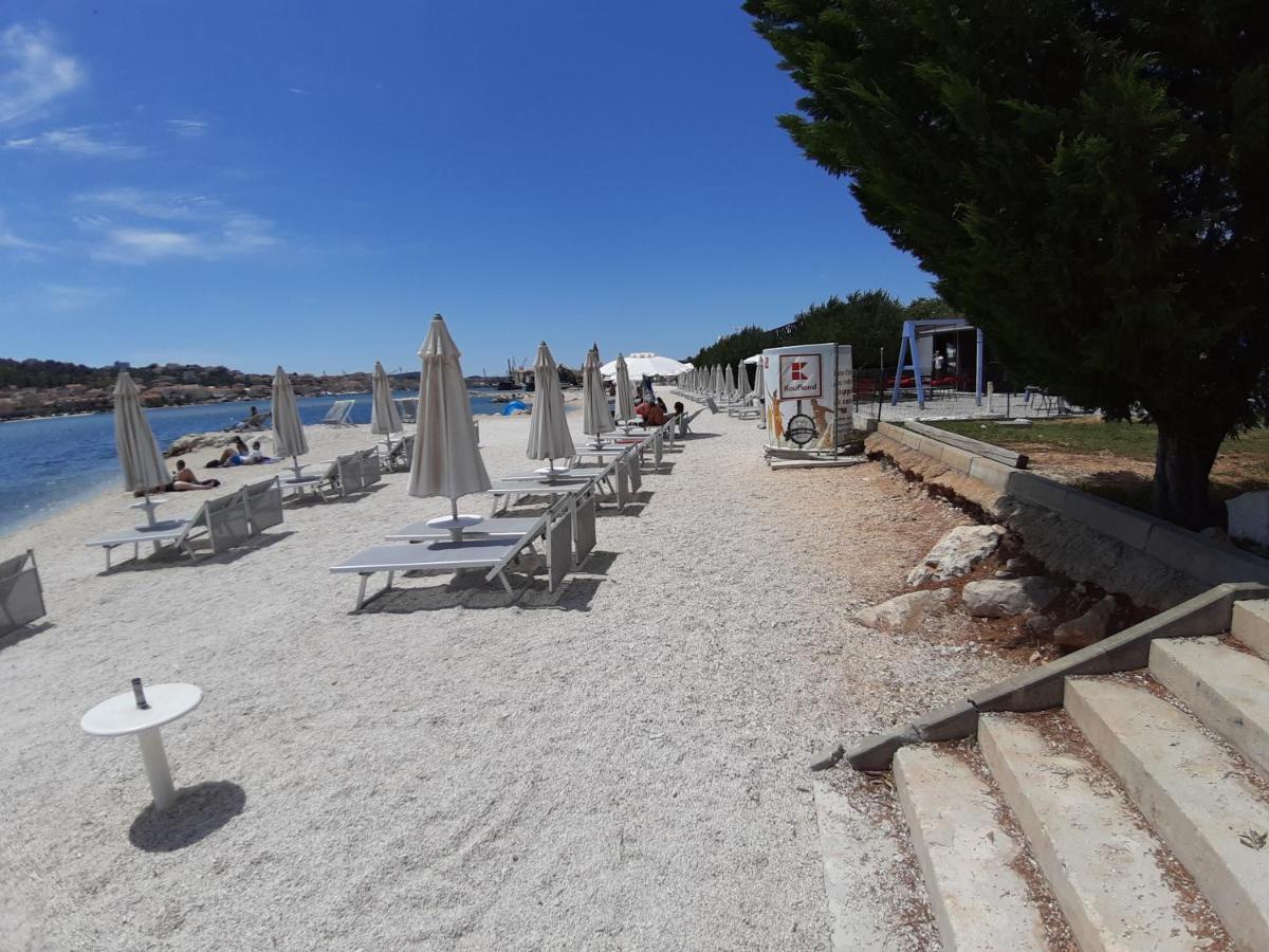 Apartman Petrovic City Center Trogir Extérieur photo